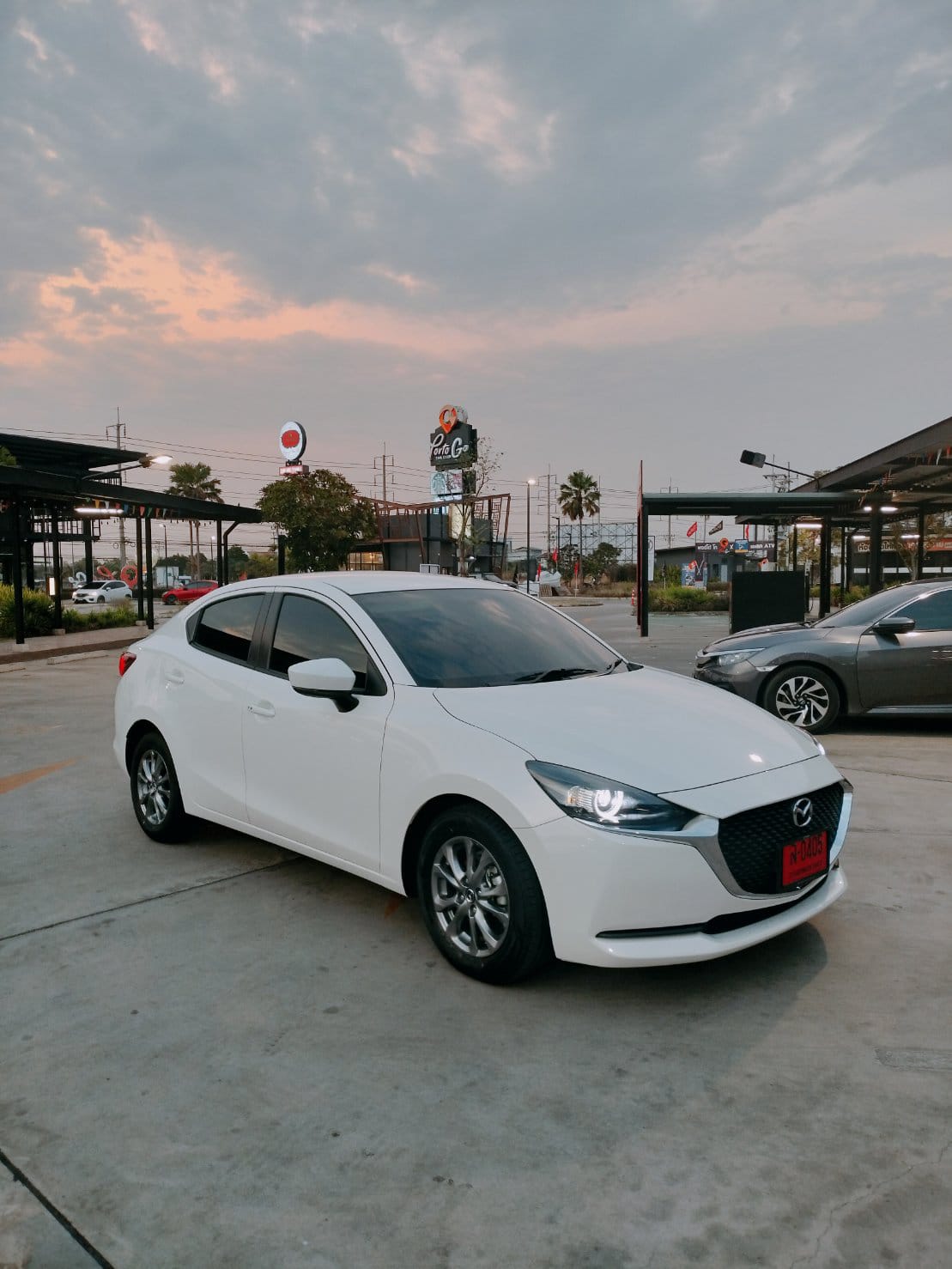 Mazda 2